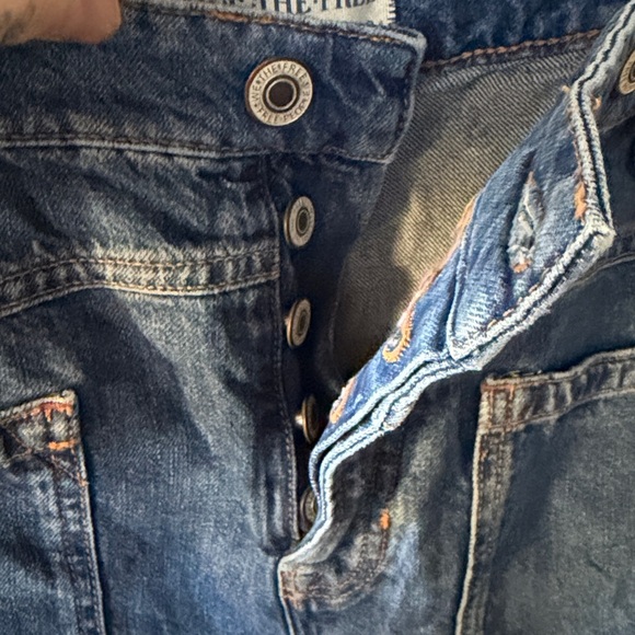 We The Free Button Fly Jean Shorts Size 28 - Picture 3 of 4